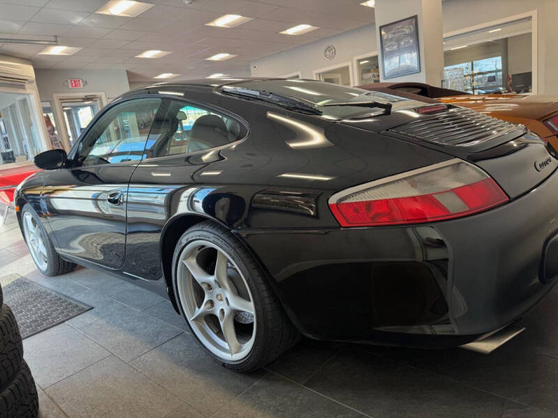 2003 Porsche 911 Carrera