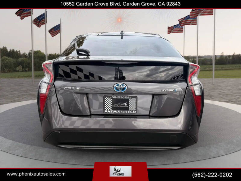 2016 Toyota Prius Two