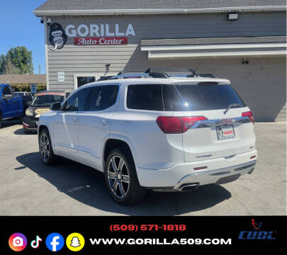 2017 GMC Acadia Denali