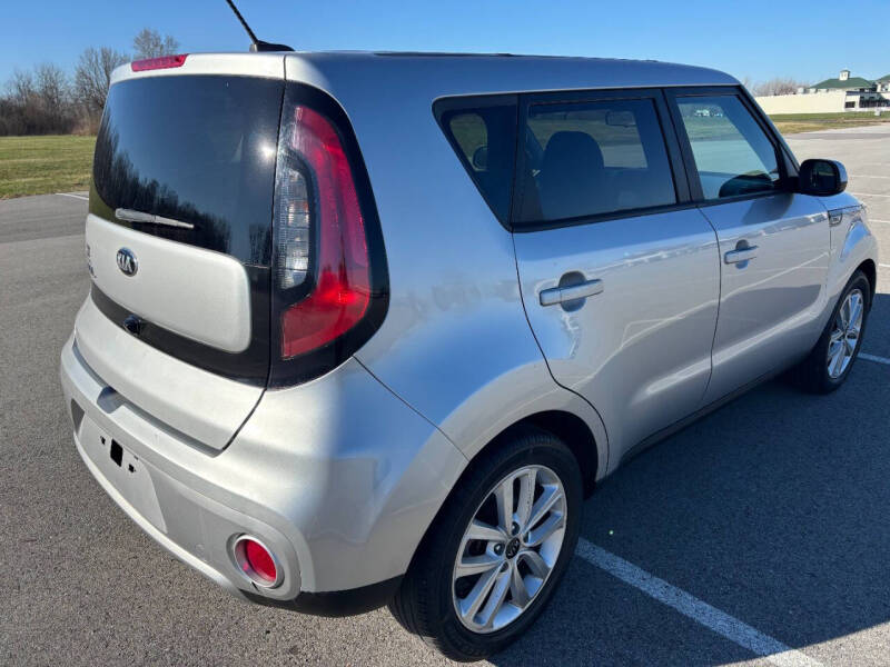 2017 Kia Soul +