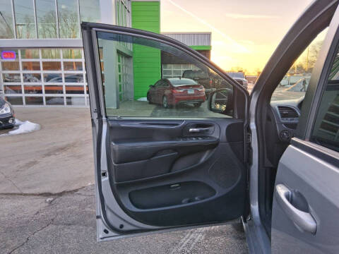 2014 Dodge Grand Caravan SXT 30th Anniversary