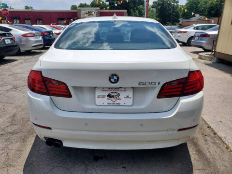 2013 BMW 5 Series 528i