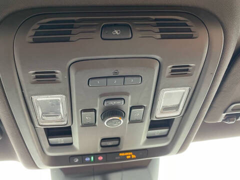 2022 Cadillac Escalade ESV Premium Luxury