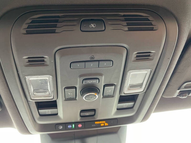 2022 Cadillac Escalade ESV Premium Luxury