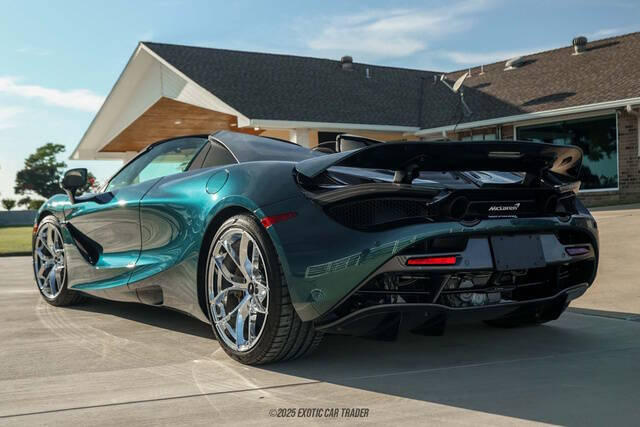 2022 McLaren 720S Spider