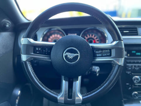 2013 Ford Mustang V6 Premium