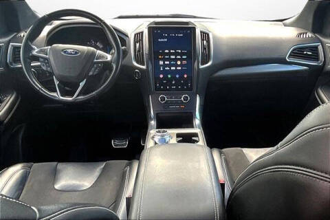 2022 Ford Edge ST