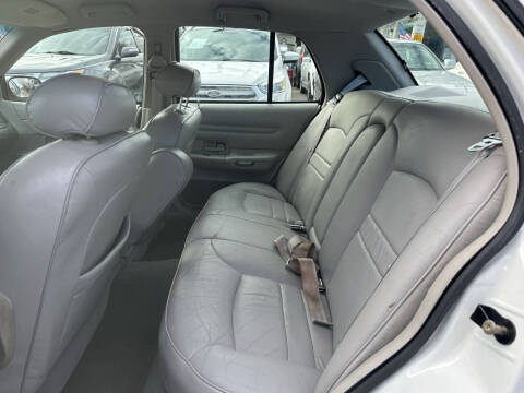 1999 Ford Crown Victoria LX