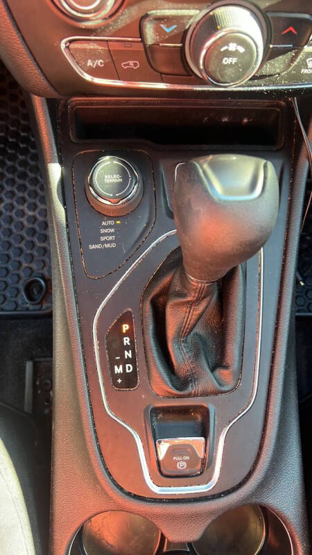 2019 Jeep Cherokee Latitude