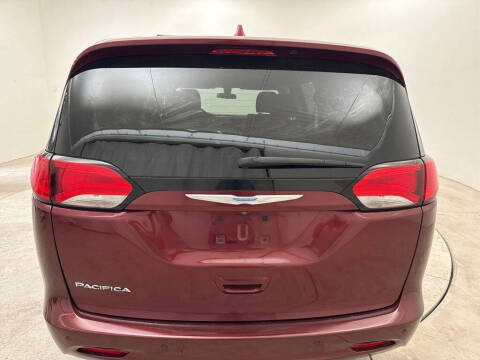 2018 Chrysler Pacifica LX