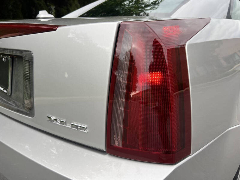 2004 Cadillac XLR