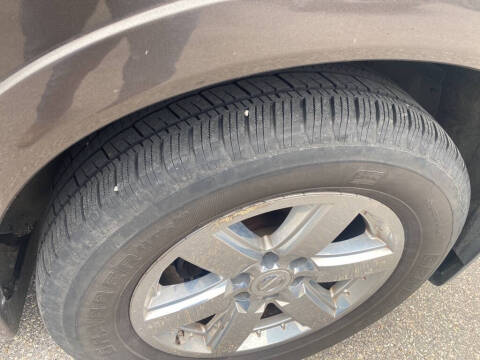 2014 Nissan Armada Platinum