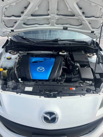 2013 Mazda MAZDA3 i Touring