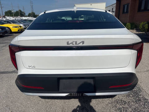 2025 Kia K4 EX