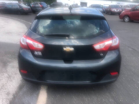 2017 Chevrolet Cruze LT Auto