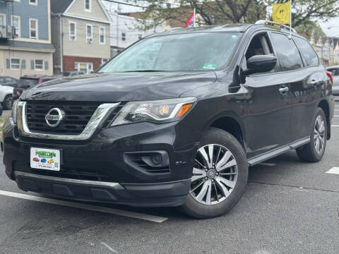 2017 Nissan Pathfinder S