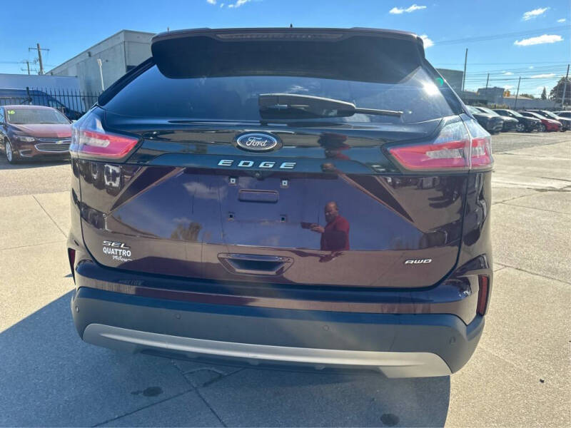 2022 Ford Edge SEL