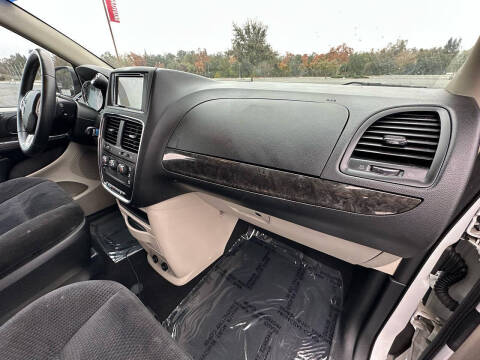 2014 Dodge Grand Caravan American Value Package