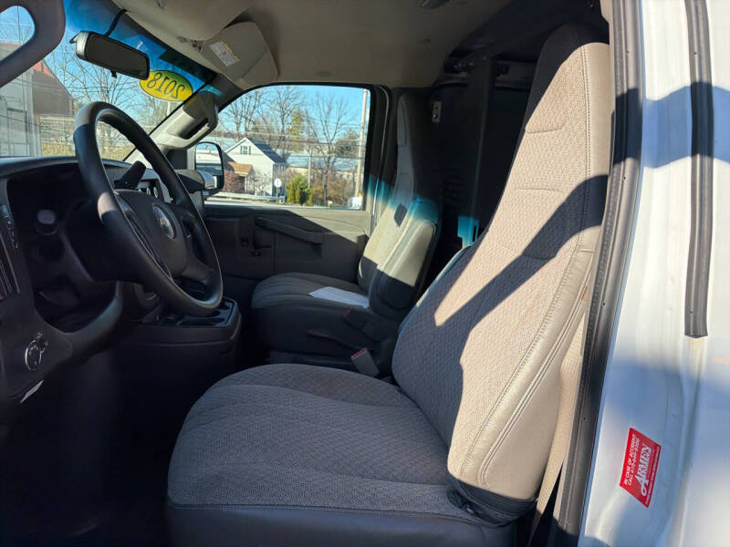 2018 Chevrolet Express 2500