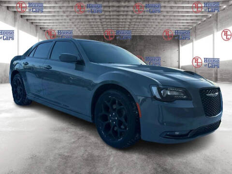 2017 Chrysler 300