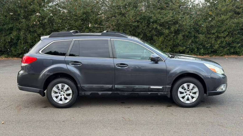 2011 Subaru Outback 2.5i Premium