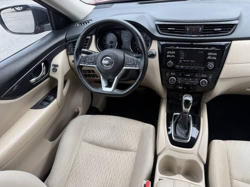 2017 Nissan Rogue S