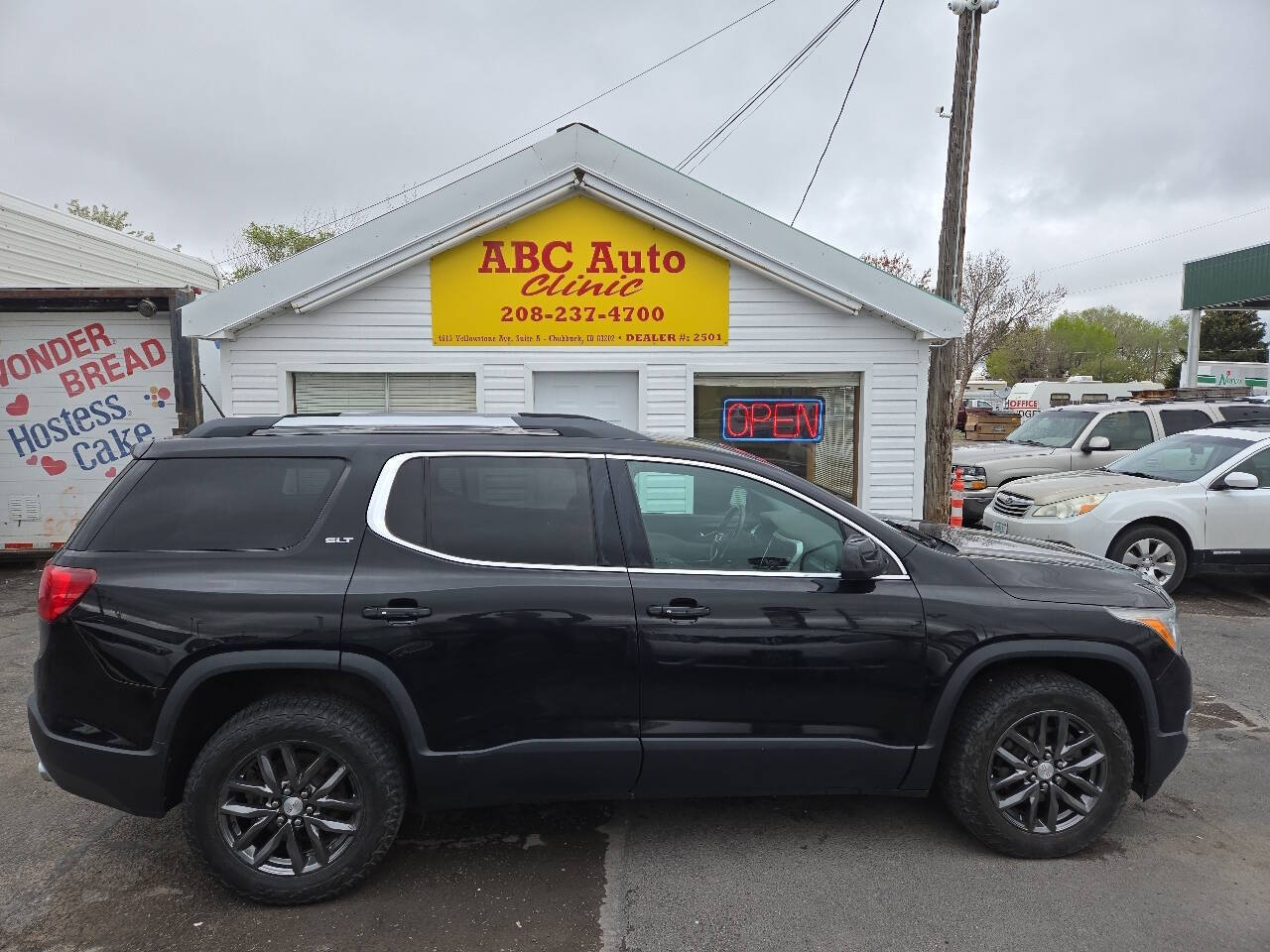 Black 2017 GMC Acadia SLT-1 4x4 SLT-1 4dr SUV 1