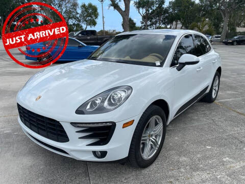 2016 Porsche Macan S