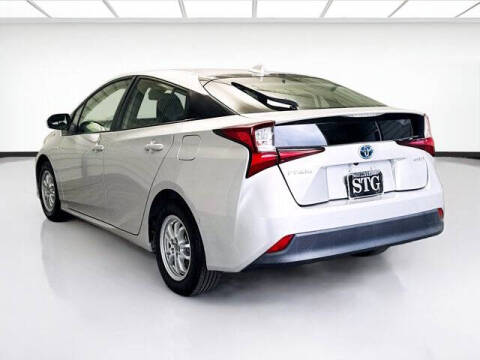 2022 Toyota Prius LE