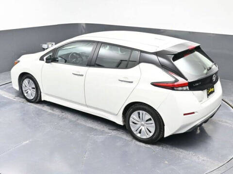 2023 Nissan LEAF S