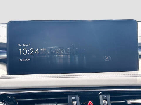 2023 Genesis G70