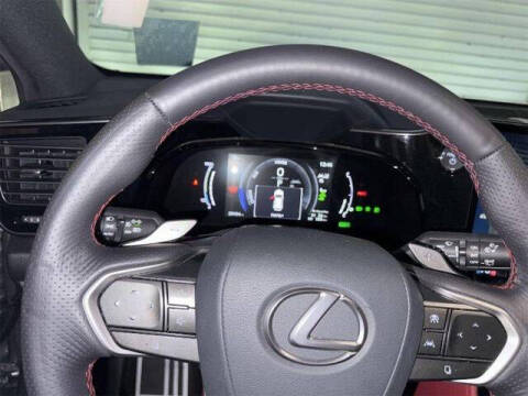 2025 Lexus NX 450h+ F SPORT Handling