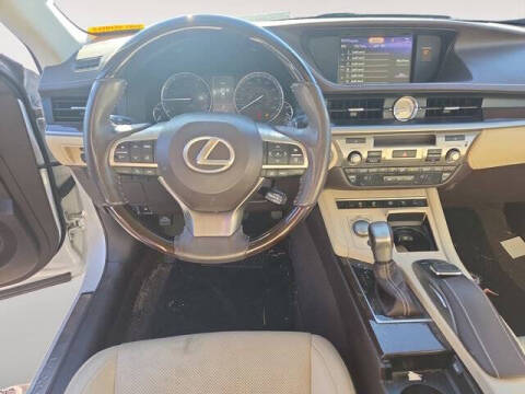 2017 Lexus ES 350
