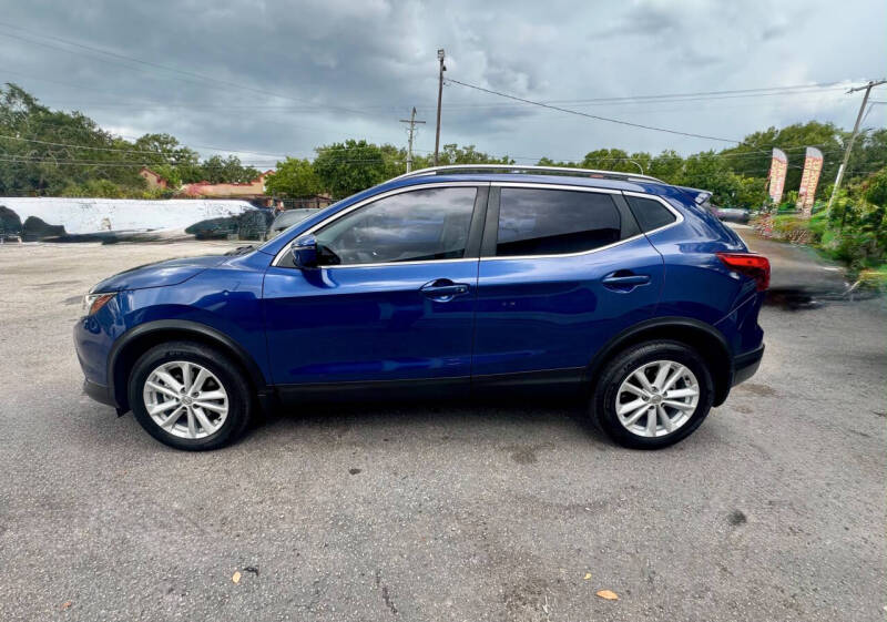 2017 Nissan Rogue Sport SV