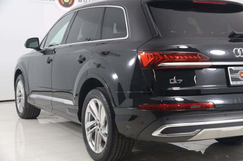 2022 Audi Q7 quattro Premium Plus 55 TFSI