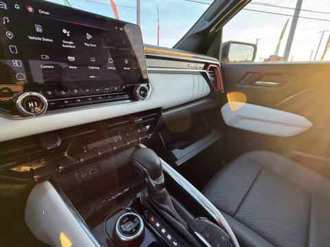 2024 GMC Canyon AT4X