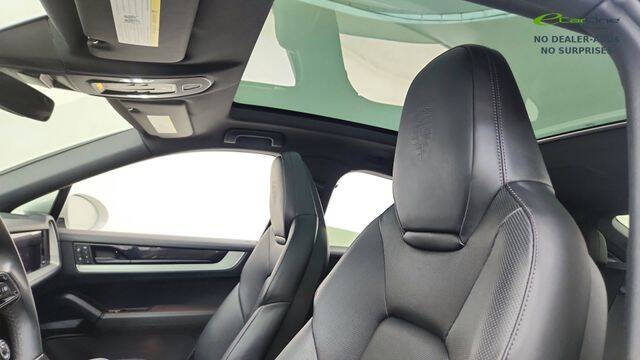 2024 Porsche Cayenne Coupe
