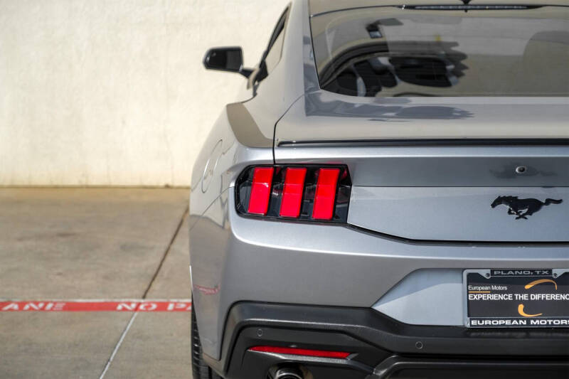 2024 Ford Mustang EcoBoost