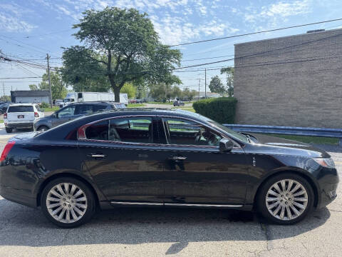 2014 Lincoln MKS