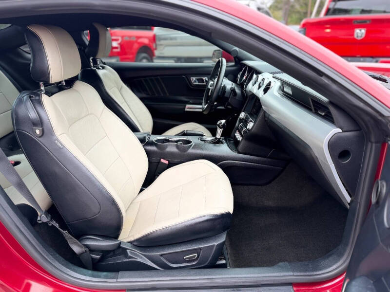 2015 Ford Mustang EcoBoost Premium