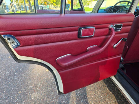 1972 Mercedes-Benz 220