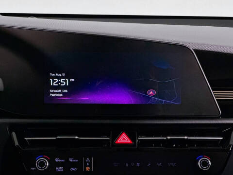 2023 Kia Niro EX Touring