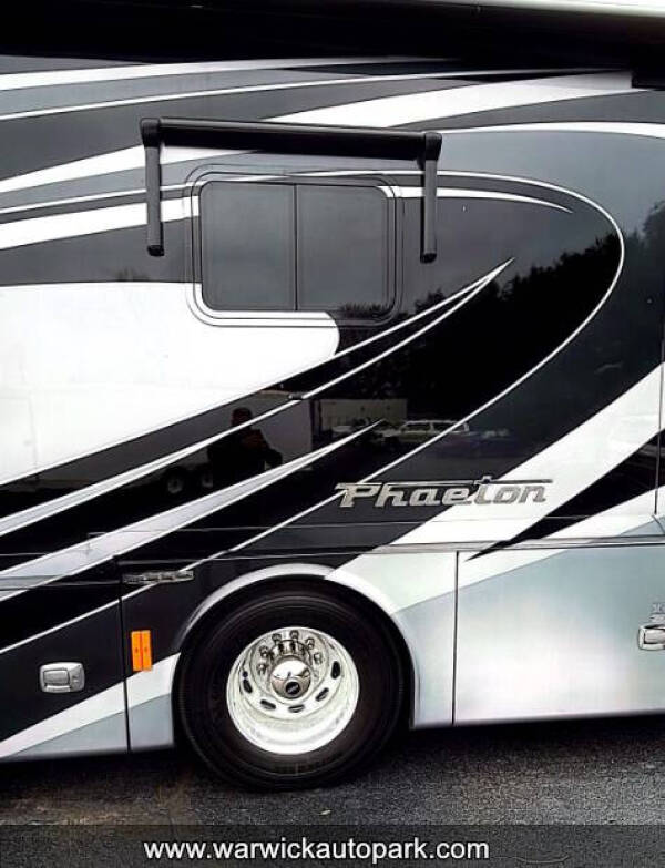 2015 Freightliner XCM Chassis