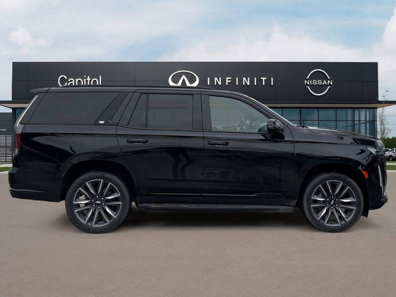 2023 Cadillac Escalade Sport