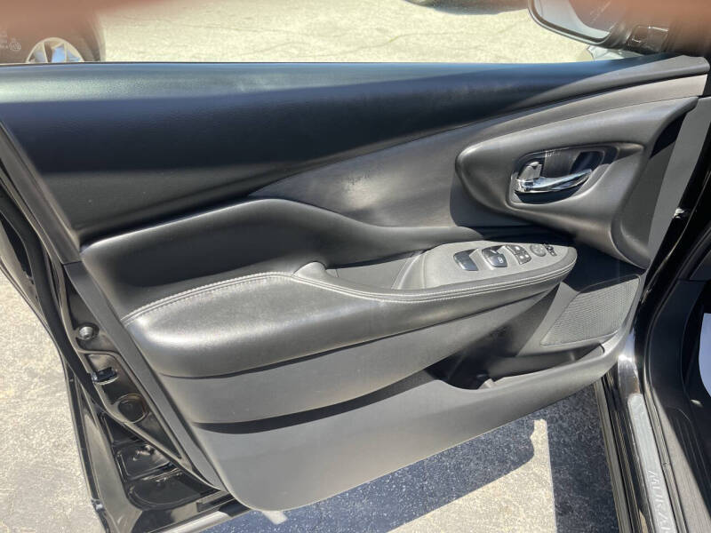 2022 Nissan Murano S