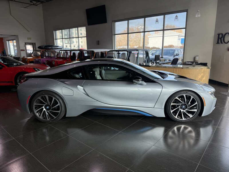 2014 BMW i8