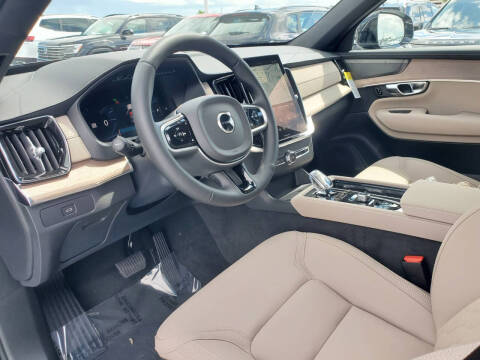 2026 Volvo XC90 B5 Plus 6P