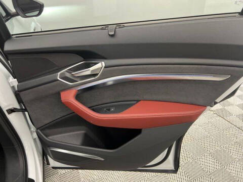 2024 Audi SQ8 e-tron quattro Prestige