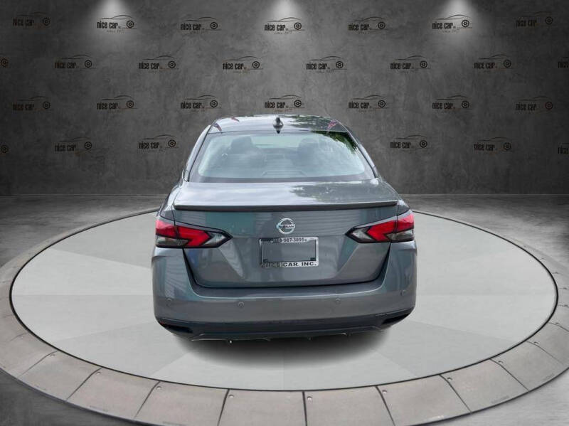 2020 Nissan Versa SR