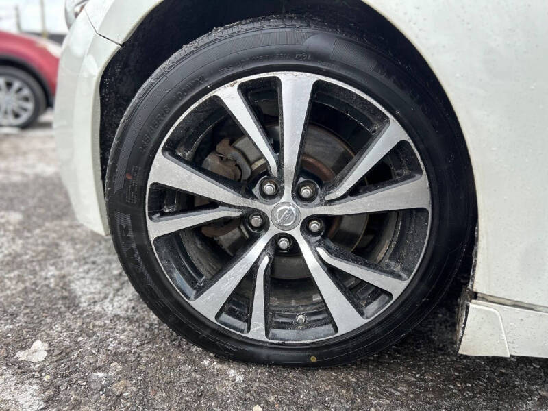 2017 Nissan Maxima Platinum